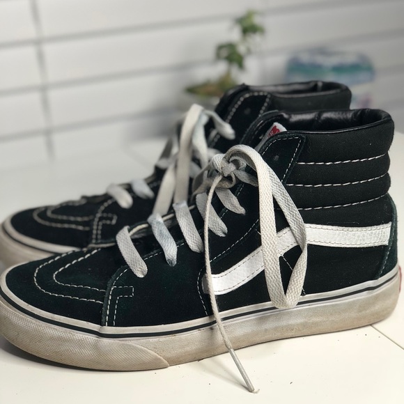Vans Shoes - Black high top Vans Sk8-Hi